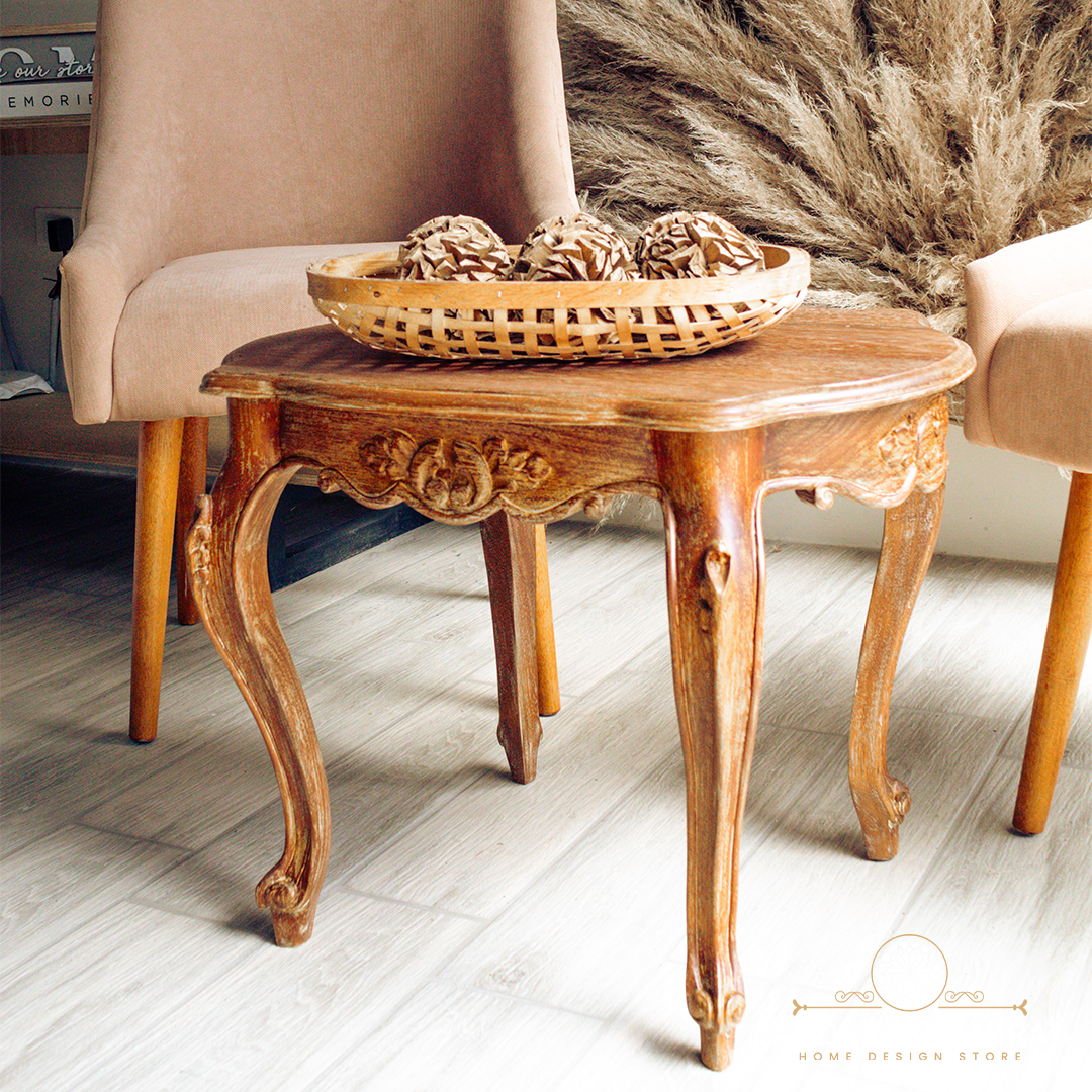 MESA TALLADA DE MADERA