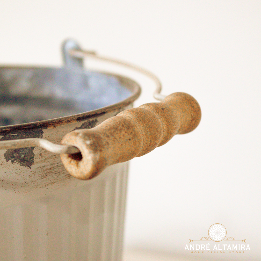 RECIPIENTE METALICO VINTAGE