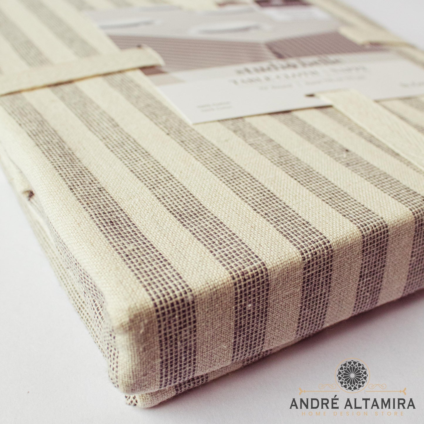 COBERTOR PARA MESA REDONDA DE ALGODON COLOR BEIGE CON GRIS