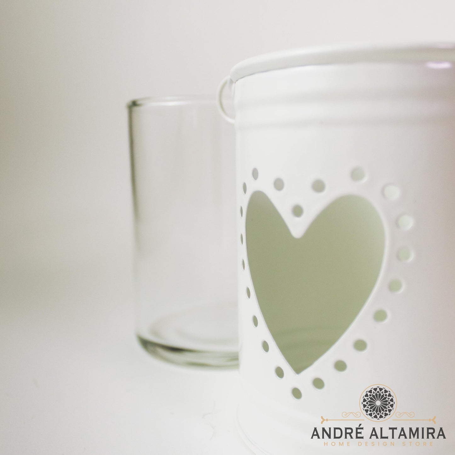 PORTAVELAS COLGANTE DE METAL