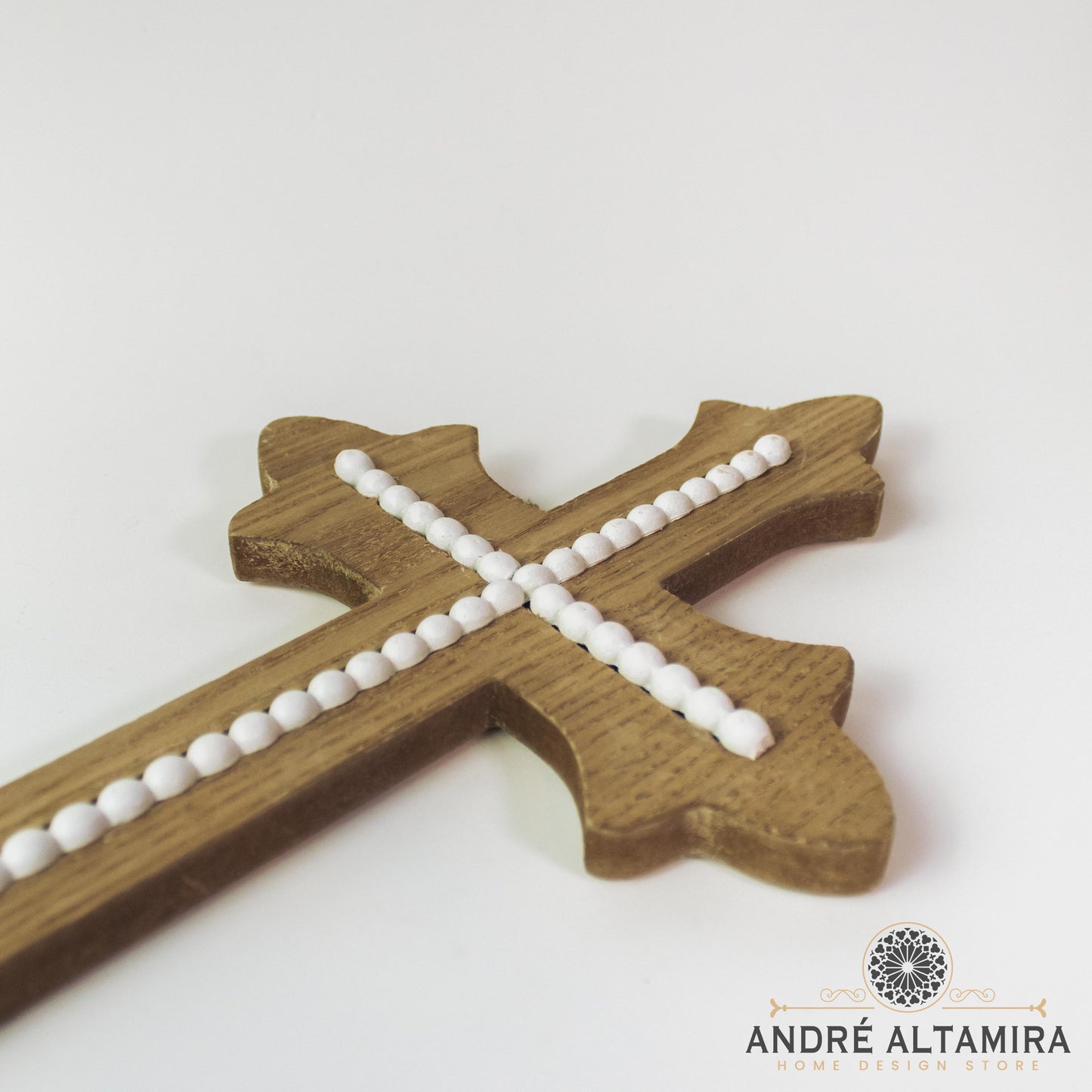 CRUZ DE MADERA CON RELIEVE