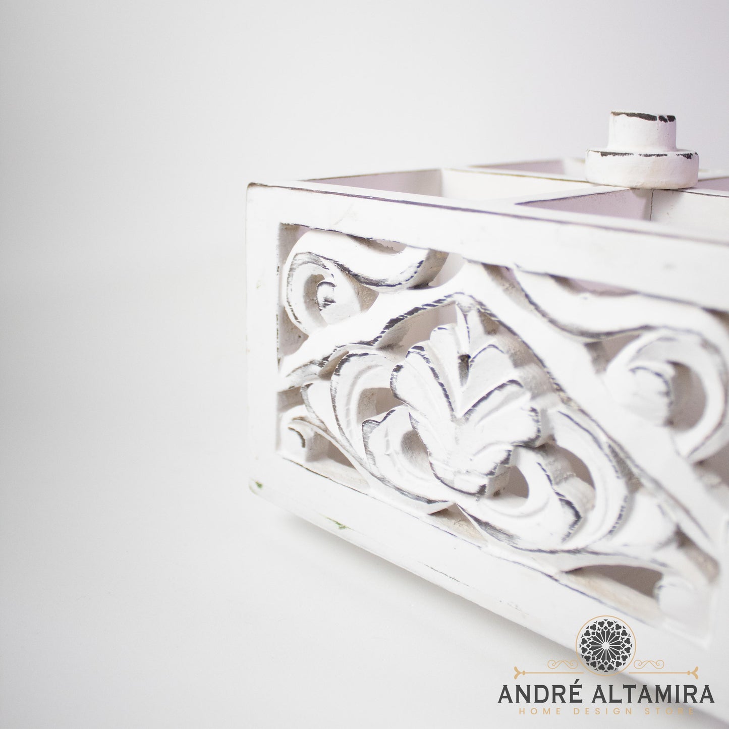 CAJA GIRATORIA DE MADERA PARA TÉ BLANCO TALLADO