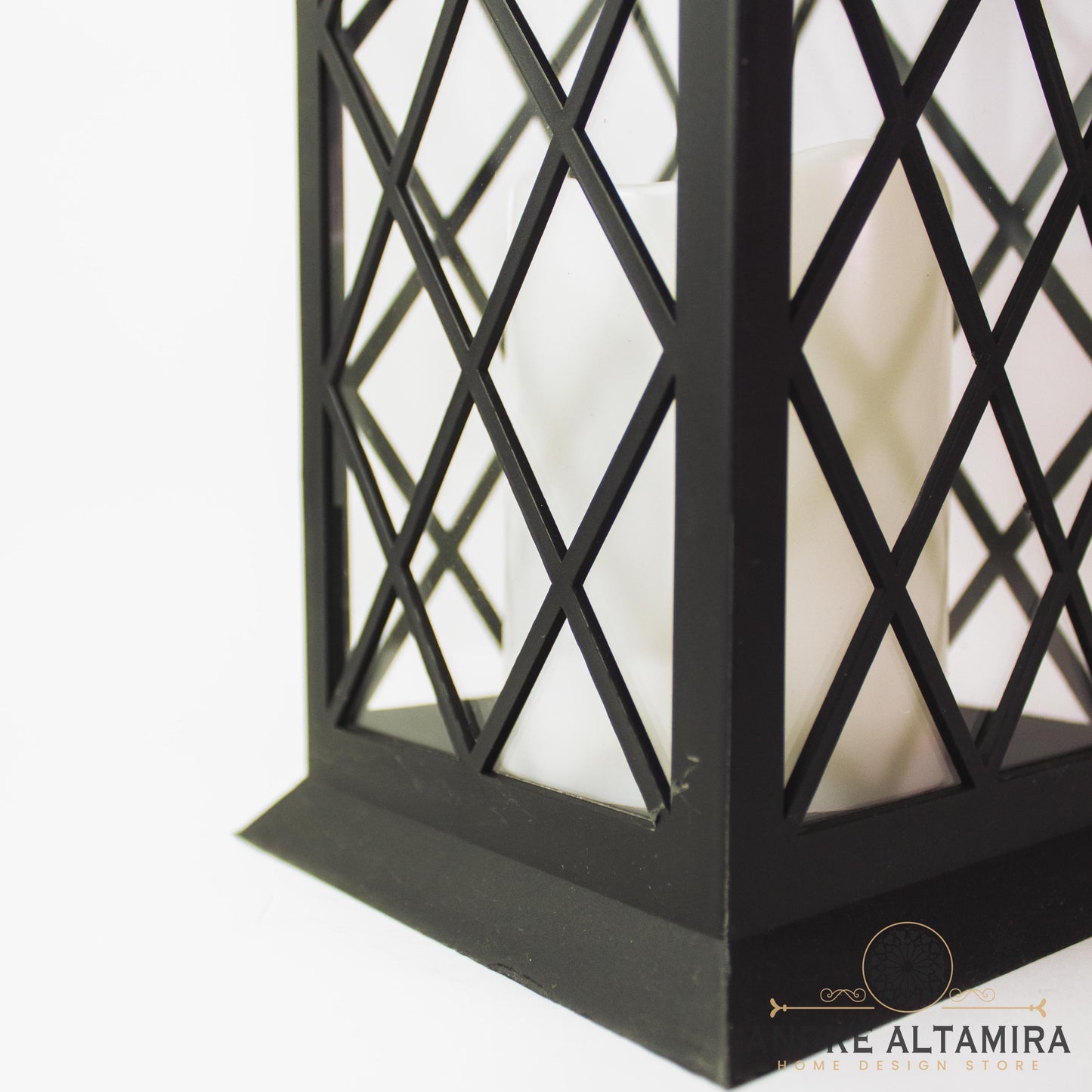 FAROL NEGRO CON VELA LED INCORPORADA