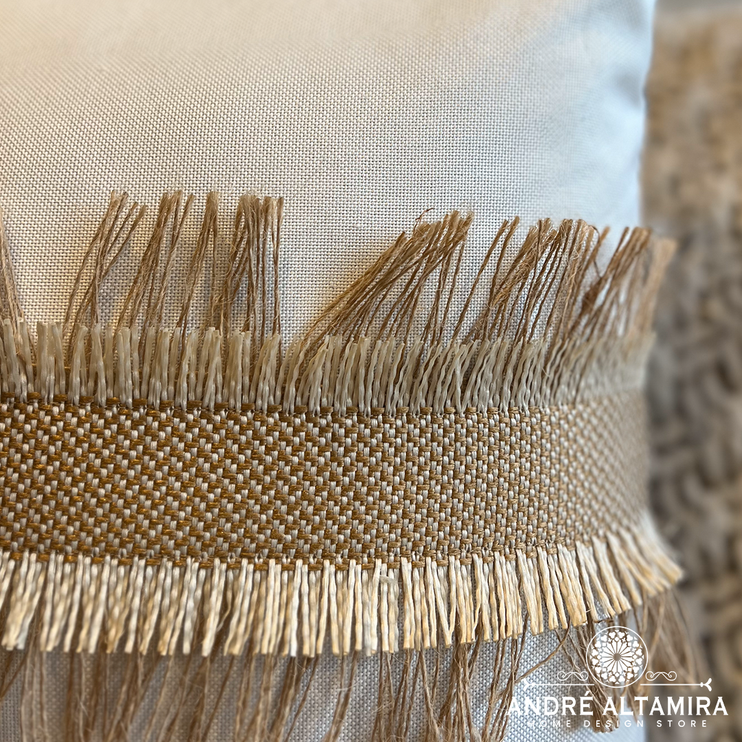 COJIN DECORATIVO FRANJA YUTE