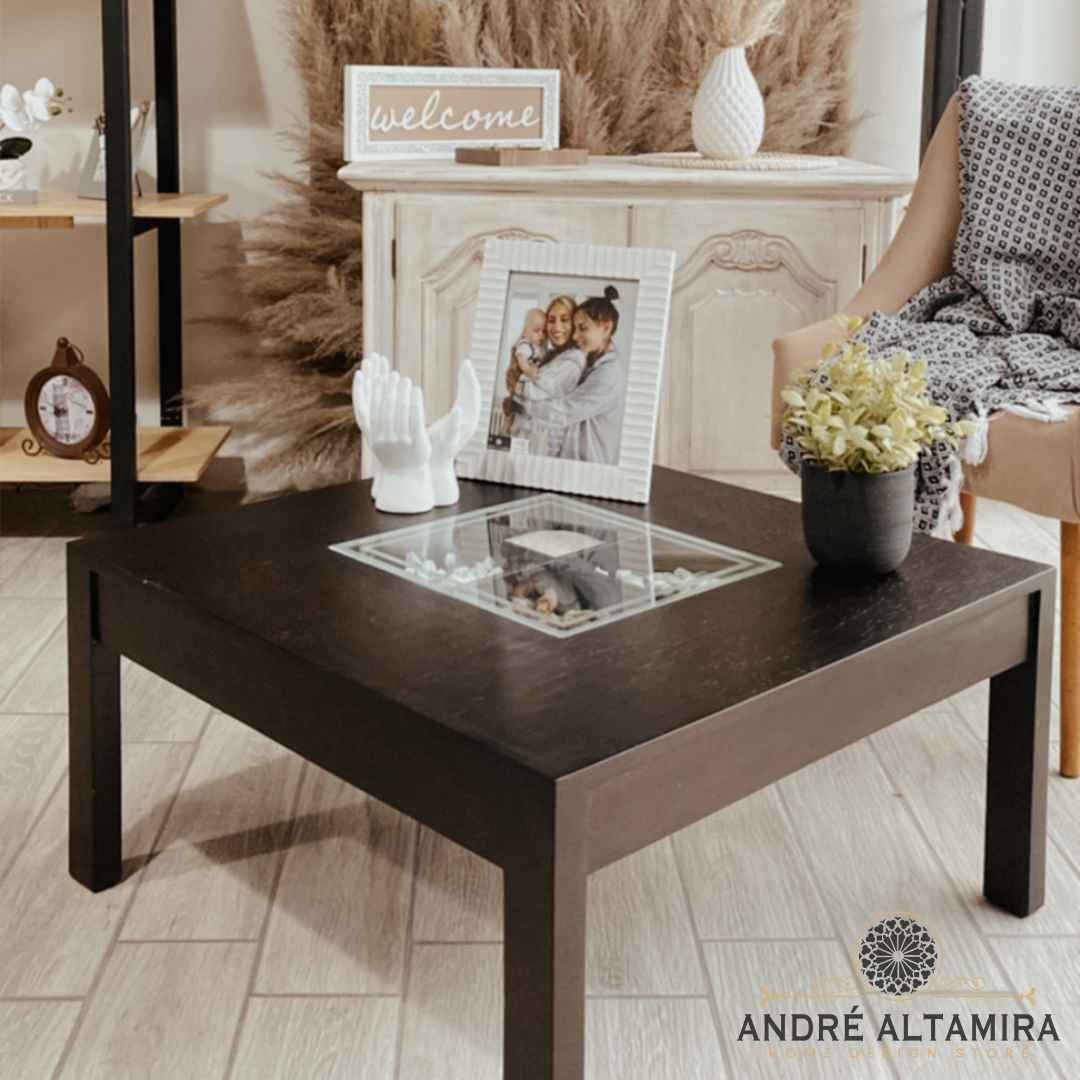 MESA DE MADERA COLOR WENGUE