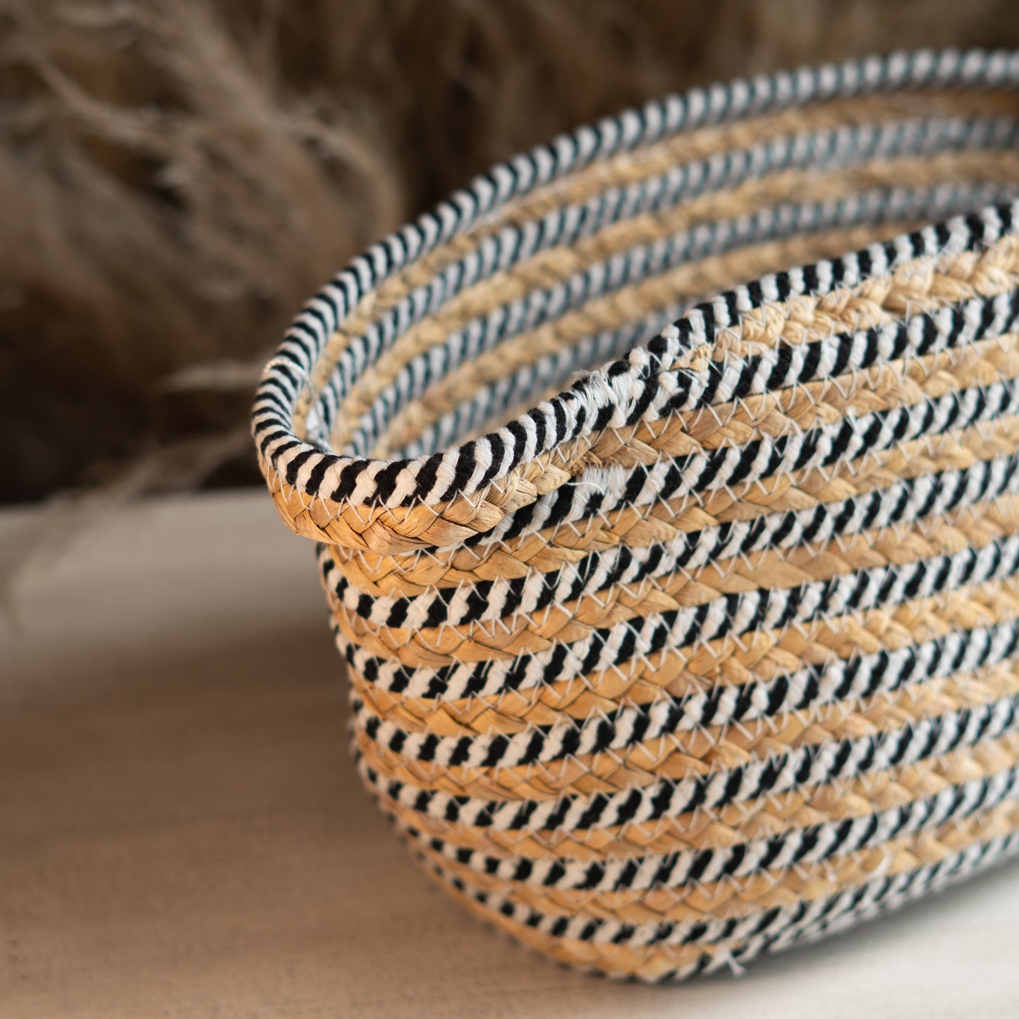 CANASTAS DECORATIVAS BEIGE CON NEGRO