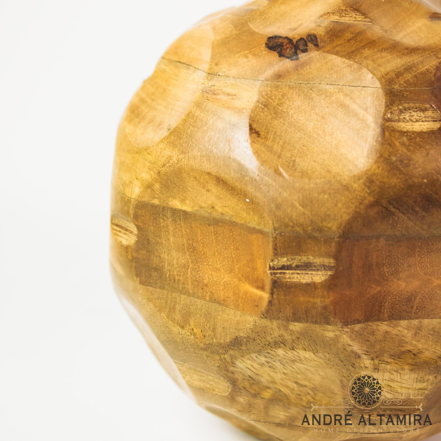 ESFERA DECORATIVA DE MADERA 14CM DE ALTO