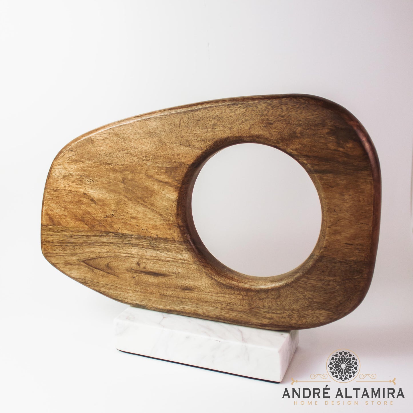 PIEZA DE MADERA CON BASE DE MARMOL 30CM X 25CM